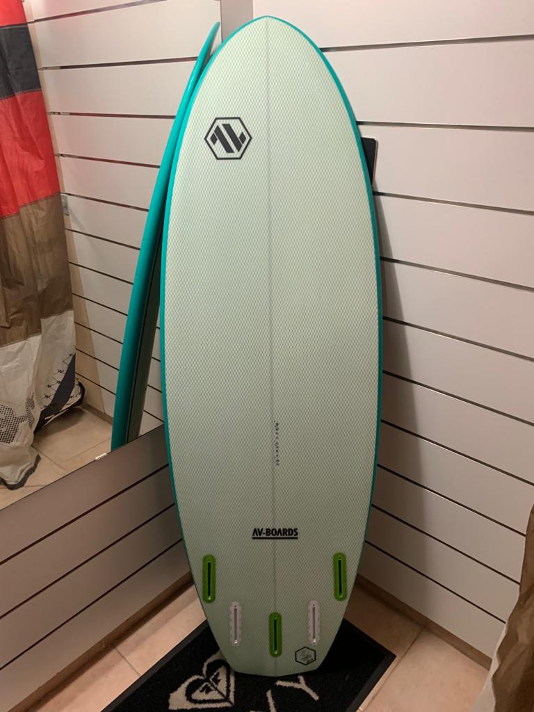 AV BOARDS SURF GOOSEBUMP 5'8"