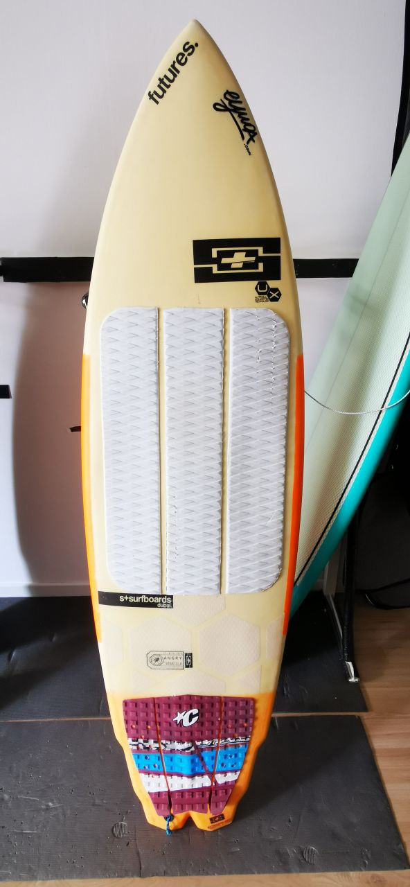 S+ SURFBOARD ANGRY TARANTULA 5'7